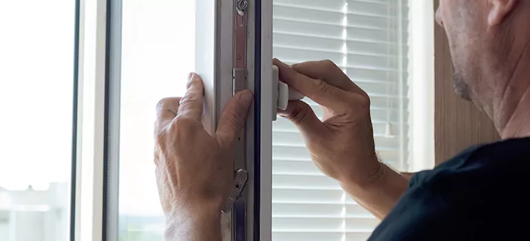 Custom Hopper Windows in Altamonte Springs, FL