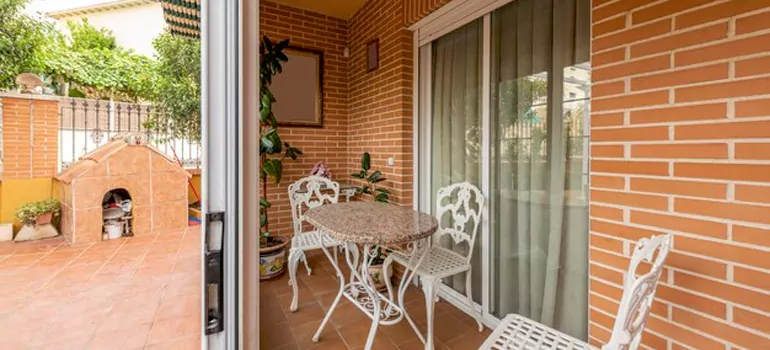 Adding Porch Enclosures To Your Home in Altamonte Springs, FL